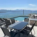 Theologos Views Hébergement de vacances *